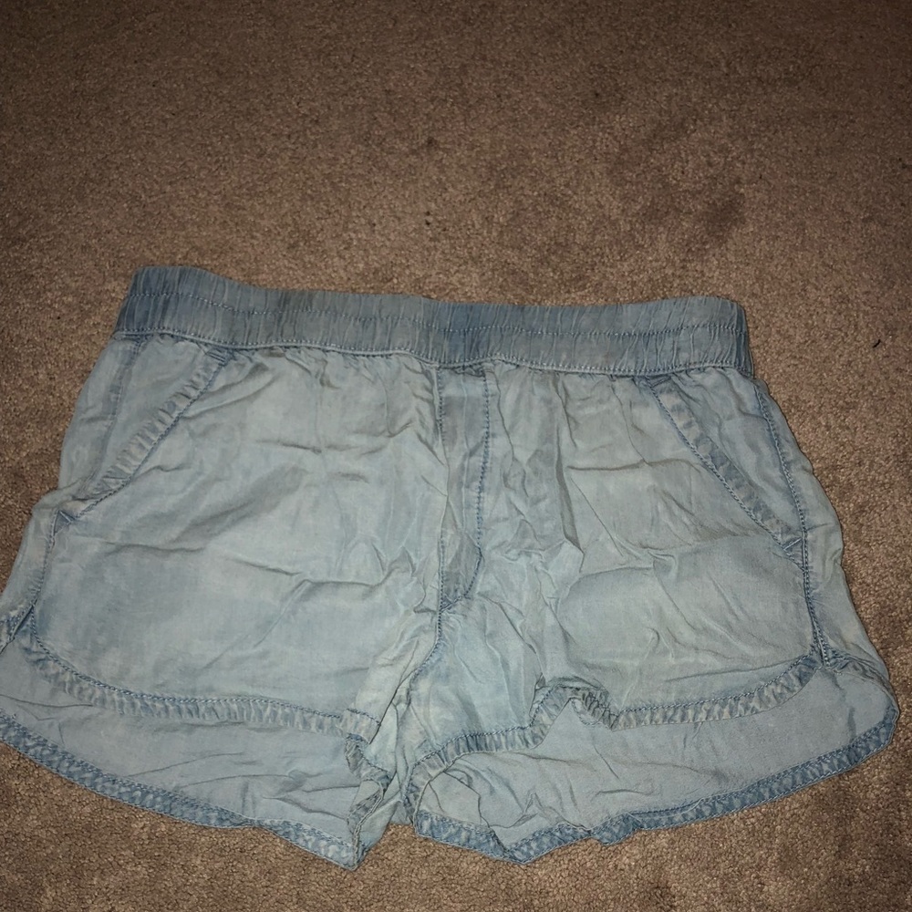 American Eagle expandable shorts❗️